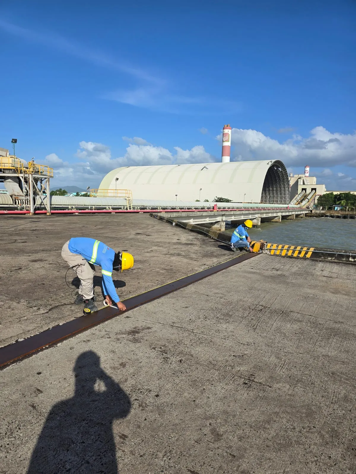 SBStruc engineer performing structural testing